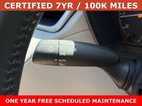 Used 2025 Toyota Corolla Cross LE FWD image 26