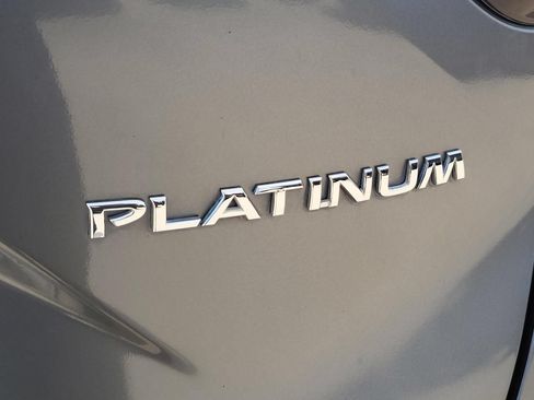 Certified 2017 Nissan Murano Platinum w/ Platinum Technology Package FWD image 11