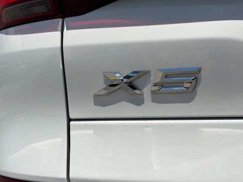 Used 2023 BMW X5 sDrive40i w/ M Sport Package RWD image 11