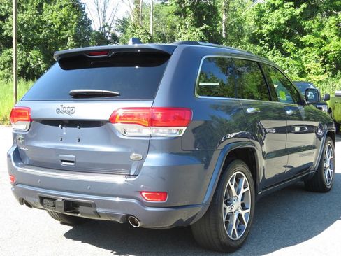 Used 2020 Jeep Grand Cherokee Overland AWD/4WD image 5