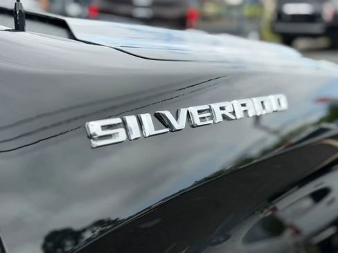 Used 2020 Chevrolet Silverado 1500 LTZ image 6