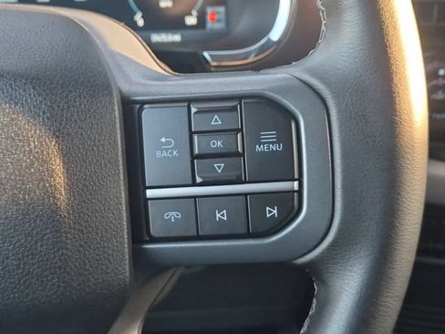 Used 2024 Ford F150 Lightning XLT AWD/4WD image 18