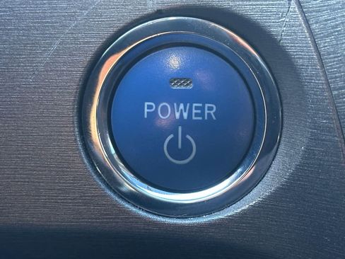 Used 2013 Toyota Prius Persona Series image 22