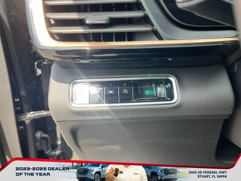 New 2026 Buick Envision Avenir image 24