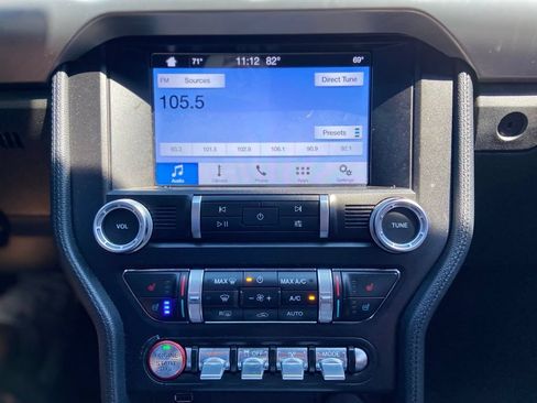 Used 2019 Ford Mustang Premium RWD image 31