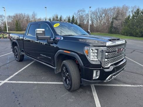 Used 2021 GMC Sierra 2500 Denali w/ Denali Ultimate Package image 2