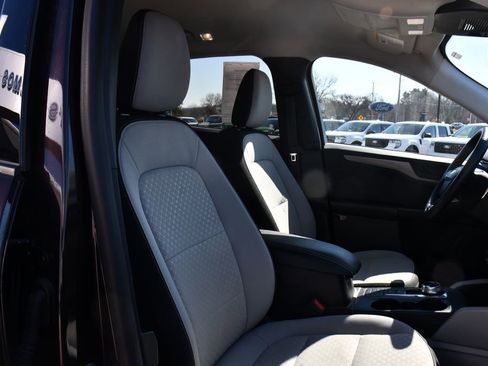 Used 2023 Ford Escape Active image 16