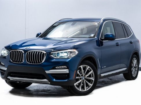 Used 2018 BMW X3 xDrive30i image 1