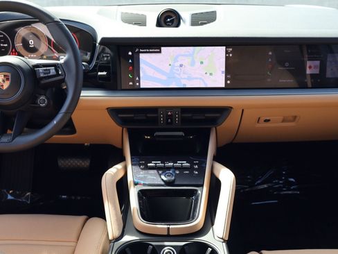 New 2026 Porsche Cayenne Coupe image 20