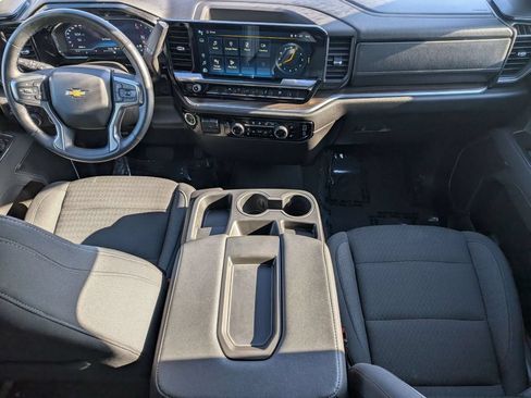 Used 2025 Chevrolet Silverado 1500 LT AWD/4WD image 31