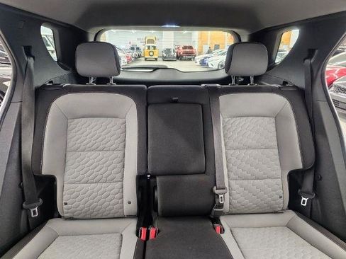 Used 2018 Chevrolet Equinox LS image 36