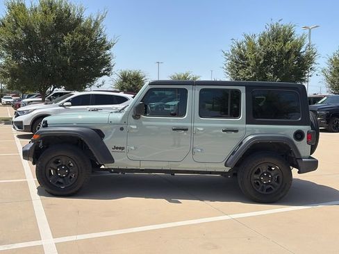 Used 2024 Jeep Wrangler Unlimited Sport AWD/4WD image 6