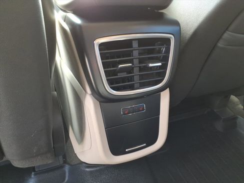 Used 2019 Lincoln Nautilus Reserve image 7