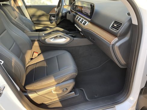 Certified 2025 Mercedes-Benz GLE 350 4MATIC image 49