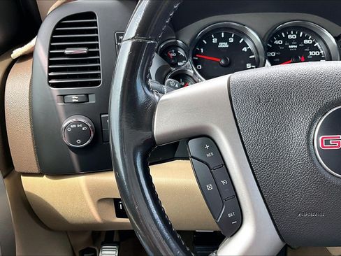 Used 2014 GMC Sierra 2500 SLE w/ Texas Edition AWD/4WD image 19