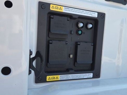 New 2025 Ford F150 XLT w/ Equipment Group 302A MID image 9