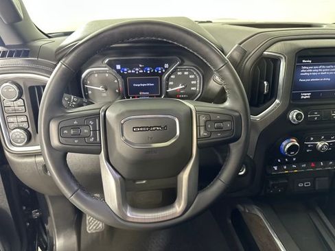 Used 2023 GMC Sierra 2500 Denali w/ Denali Black Diamond Edition image 14