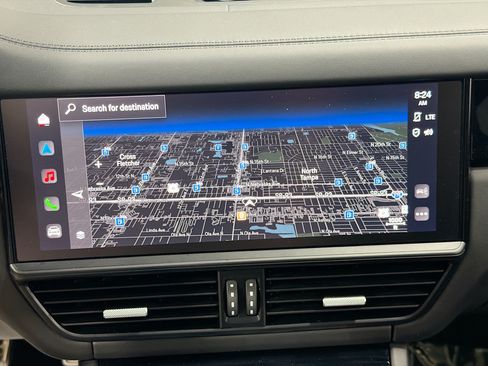 Certified 2023 Porsche Cayenne Turbo GT AWD/4WD image 31