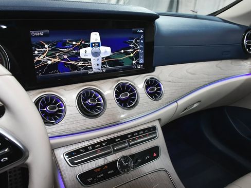 Used 2019 Mercedes-Benz E 450 4MATIC Cabriolet image 43