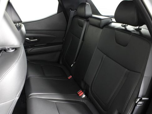 Certified 2026 Hyundai Santa Cruz SEL FWD image 19