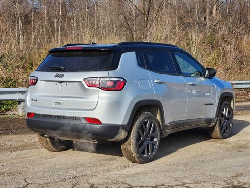 New 2026 Jeep Compass Limited image 13