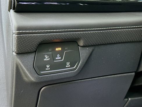 New 2026 Volkswagen Atlas SE AWD/4WD image 10