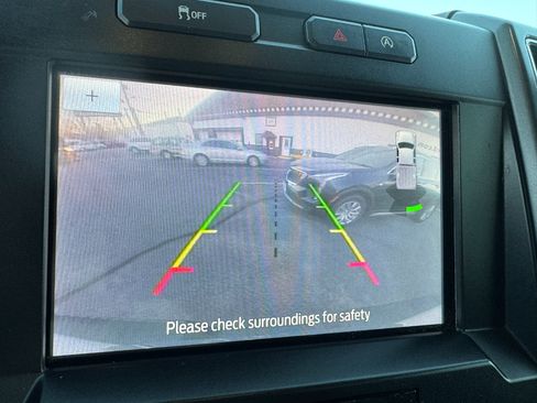 Used 2020 Ford F150 XLT w/ Trailer Tow Package image 15