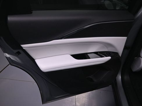 Used 2024 Cadillac Lyriq Luxury w/ LPO, Floor Liner Package AWD/4WD image 26