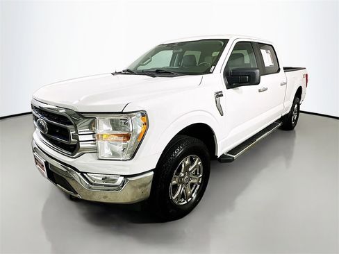 Used 2023 Ford F150 XLT w/ XTR Package image 3