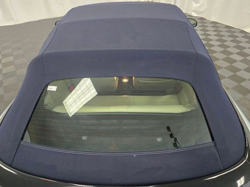 Used 2003 Chrysler Sebring Limited image 73