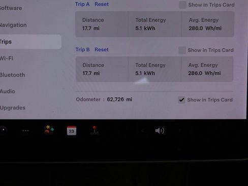 Used 2021 Tesla Model 3 Standard Range Plus image 17