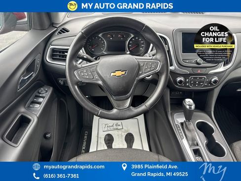 Used 2019 Chevrolet Equinox LT w/ Driver Convenience Package FWD image 13