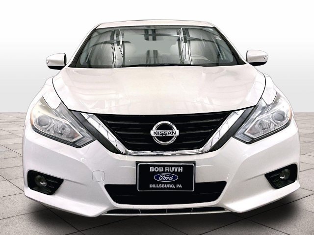 Used 2016 Nissan Altima 2.5 SL w/ 2.5 Technology Package FWD image 3