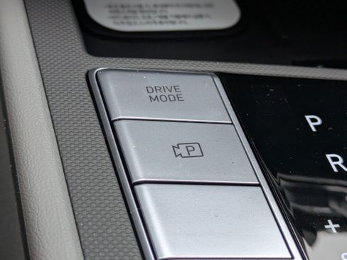 New 2026 Hyundai Elantra SEL Sport Premium FWD image 24