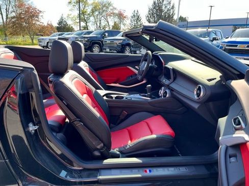 Used 2024 Chevrolet Camaro LT image 21