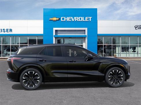 New 2025 Chevrolet Blazer EV RS image 5