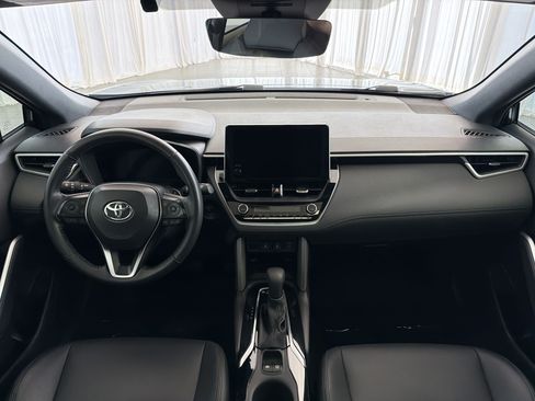 Used 2024 Toyota Corolla Cross AWD Hybrid w/ Convenience Package image 16