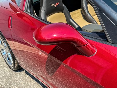 Used 2007 Chevrolet Corvette Coupe w/ Preferred Equipment Group RWD image 35