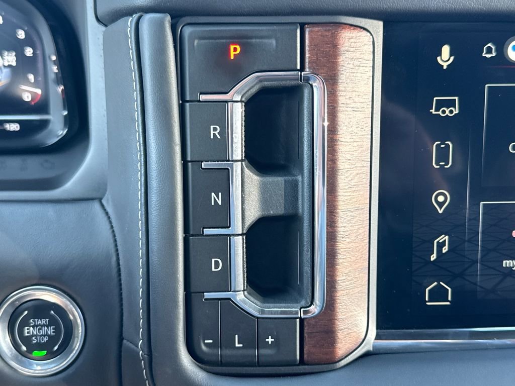 Certified 2024 GMC Yukon Denali Ultimate AWD/4WD image 35