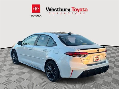 Certified 2025 Toyota Corolla XSE image 11