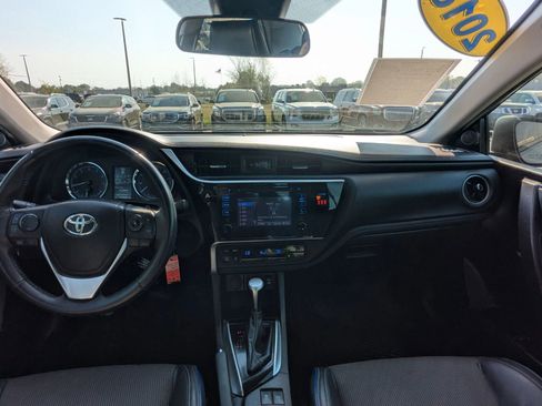 Used 2018 Toyota Corolla SE FWD image 14