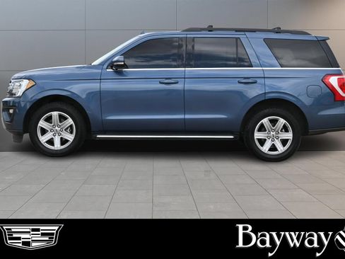 Used 2020 Ford Expedition XLT w/ Equipment Group 202A AWD/4WD image 5