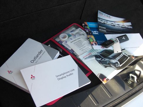 Used 2018 Mitsubishi Outlander LE image 5