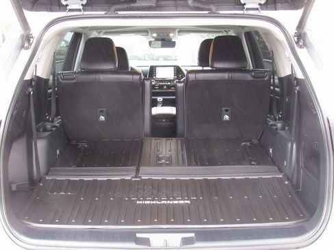 Certified 2022 Toyota Highlander XLE image 23