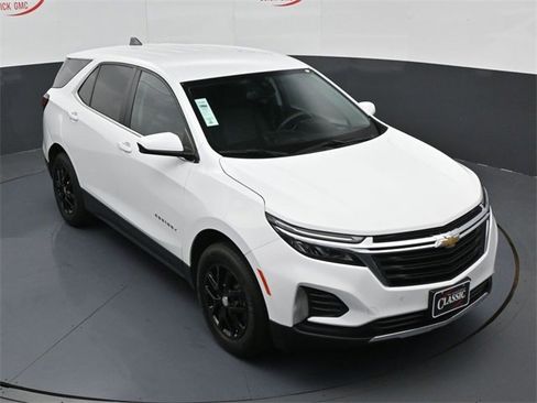 Used 2023 Chevrolet Equinox LT w/ LPO, Floor Liner Package image 21