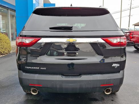Used 2021 Chevrolet Traverse LT image 5