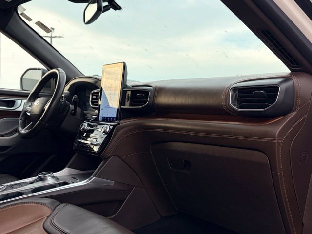 Used 2021 Ford Explorer King Ranch w/ Premium Technology Package AWD/4WD image 15