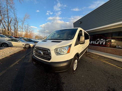 Used 2015 Ford Transit 350 XLT image 1