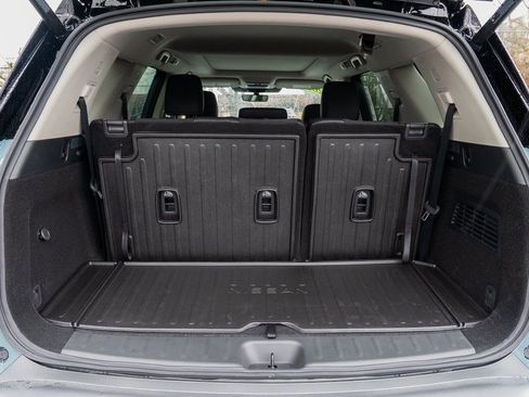 New 2026 Nissan Pathfinder Platinum AWD/4WD image 8