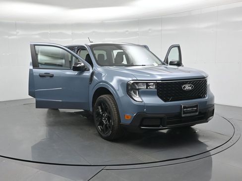 New 2025 Ford Maverick XLT w/ XLT Luxury Package image 30